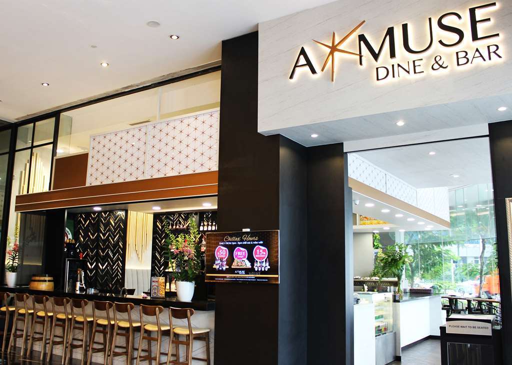 Dorsett - Newly Refurbished Singapura