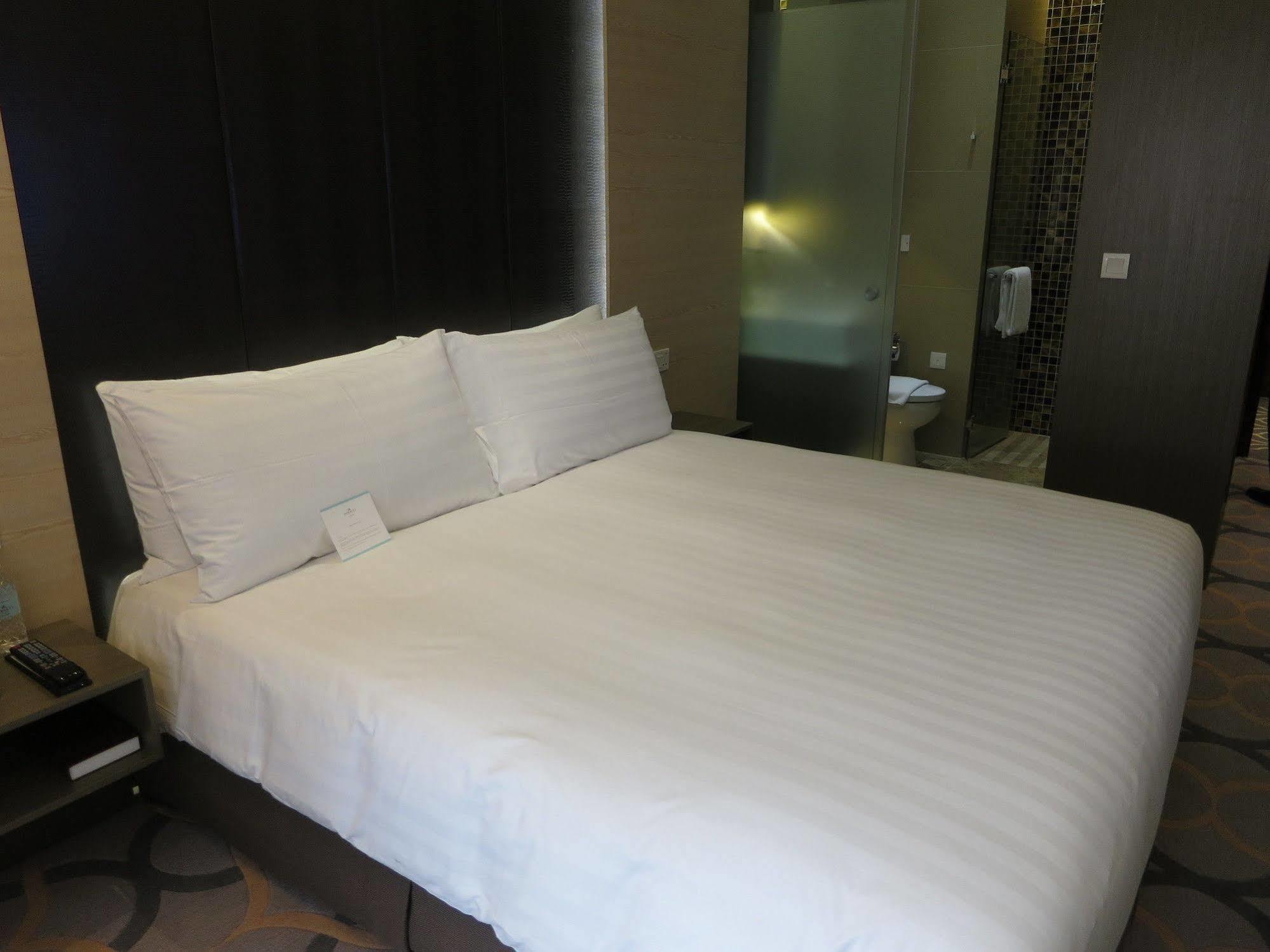 Dorsett - Newly Refurbished Singapura
